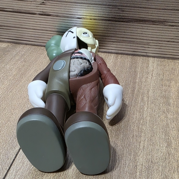 Kaws Companion Flayed - Picture 5 of 7